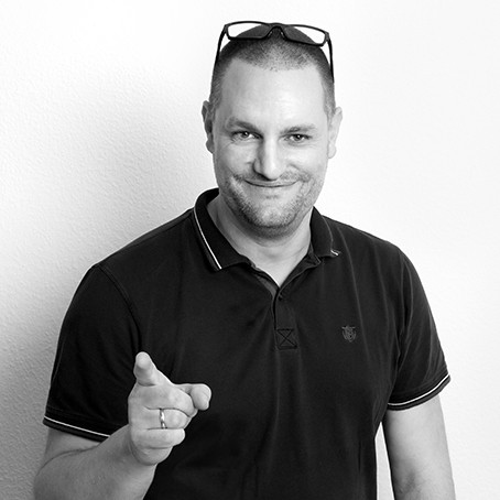 team-image
